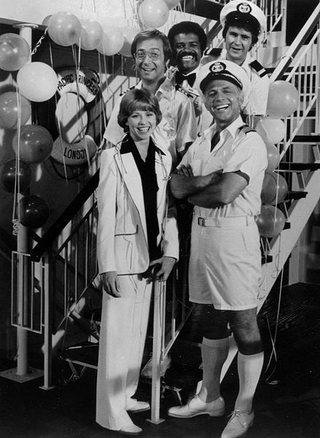 Illustration for article titled Love Boat Goes To The Breakers
